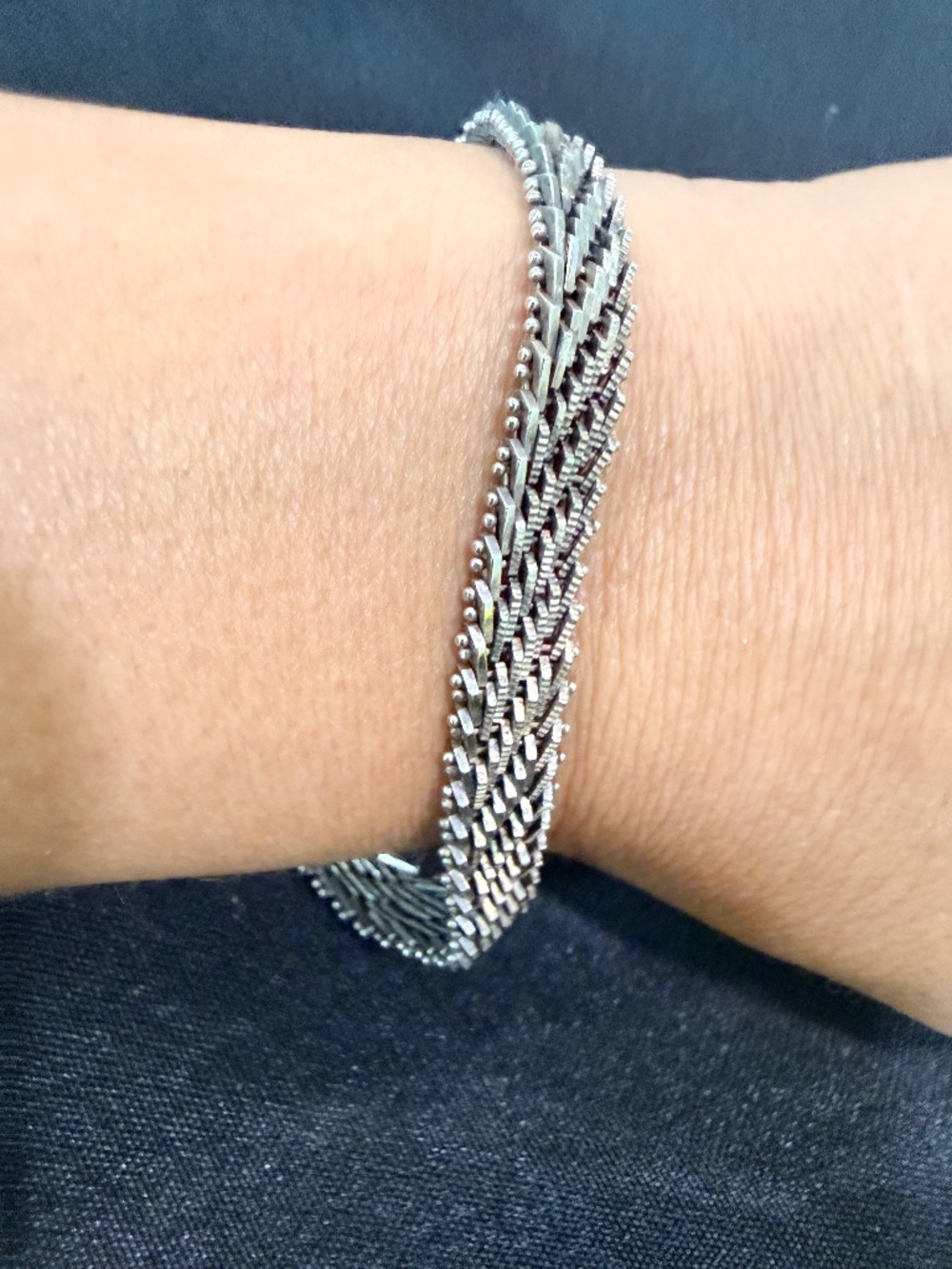 925 sterling silver Riccio or Chevron style bracelet features beaded edges